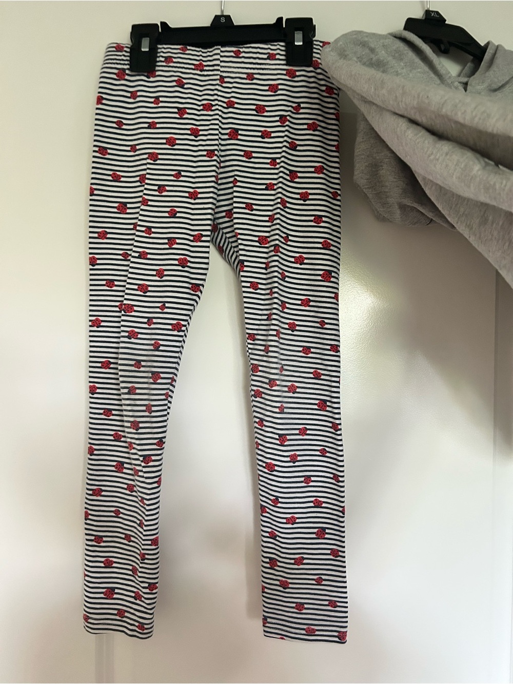 Carter’s Ladybug Outfit - Picture 3 of 6